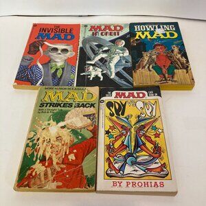 Lot of 5 Vintage 1960s 70s 80s Mad Magazine Books Howling Orbit Invisible Spy